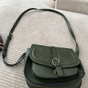 Elegant Olive Green Crossbody Bag